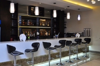 Bar, Kafe, dan Lounge Azzeman Hotel