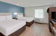 Bedroom 4 WoodSpring Suites Bakersfield East