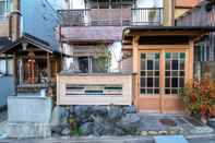 Luar Bangunan Jizo House