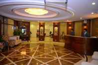 Lobby Hilton Suites