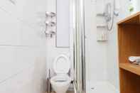 Toilet Kamar Ruth Apartments