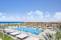 Swimming Pool Jaz Oriental, Almaza Bay