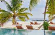Swimming Pool 6 Dhigali Maldives - All Inclusive