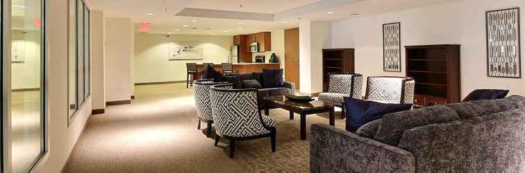 Lobby ByWard Luxury Suites