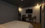 Kamar Tidur 2 Hotel Gray