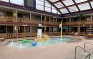 Swimming Pool 6 AmericInn by Wyndham La Crosse Riverfront-Conference Center