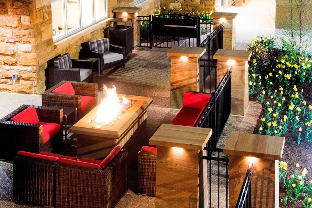 Bar, Cafe and Lounge Towneplace Suites by Marriott Pittsburgh Cranberry Township