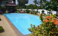 Swimming Pool 2 Sumali Villa