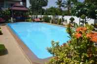 Swimming Pool Sumali Villa