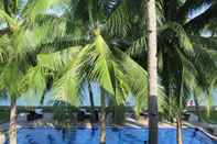 Swimming Pool La Chevrerie Resort & Spa