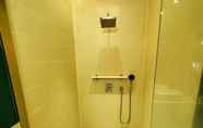 Toilet Kamar 7 Hotel Stendhal