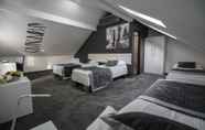 Bedroom 7 Hotel Cool Zagreb Airport