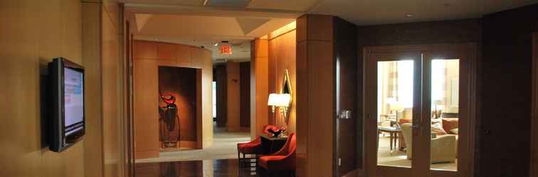 Lobi Charles River Executive Suites