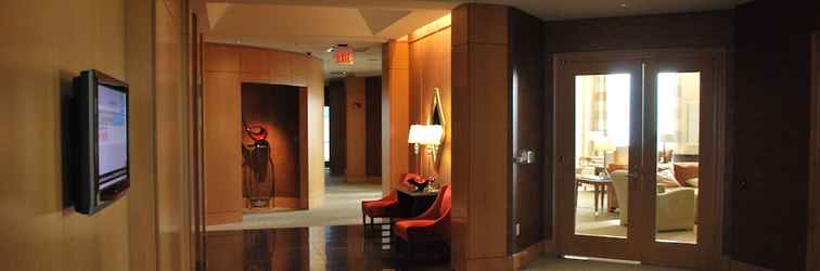 Lobby Charles River Executive Suites