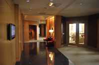 Lobby Charles River Executive Suites