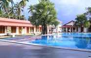 Swimming Pool 6 Palm Resort Nilaveli