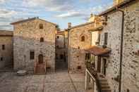 Exterior Abbazia Ortodossa di San Martino