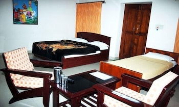 Bilik Tidur 4 KSTDC Hotel Mayura Velapuri