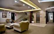 Lobi 2 Clarks INN Suite Gwalior