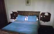 Kamar Tidur 5 Dalgarven House Hotel