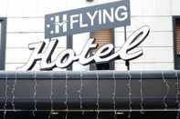 Exterior Flying Hotel