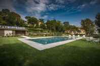 Swimming Pool Villa Anitori Prestige Relais & Spa