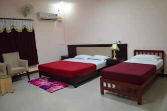 Bedroom 4 KSTDC Hotel Mayura Chalukya Badami