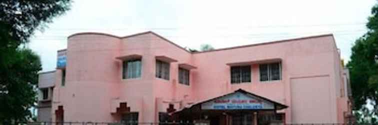 Luar Bangunan KSTDC Hotel Mayura Chalukya Badami
