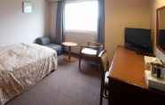 Kamar Tidur 2 Hotel Crown Hills Takefu