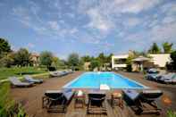 Swimming Pool Sani Polyastron Hotel & Spa