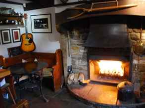 Lobby 4 The Foresters Arms