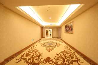 Lobi 4 Vienna International Hotel Guangzhou Panyu City Bridge Center International