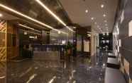 Lobby 7 Hotel J Taoyuan