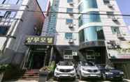 Bên ngoài 3 Motel Sangmu Gwangju