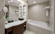 In-room Bathroom 5 Gaoming Country Garden Phoenix Hotel