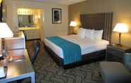 Bedroom 6 SureStay Plus Hotel by Best Western Sacramento North