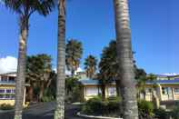 Exterior Raglan Palm Beach Motel