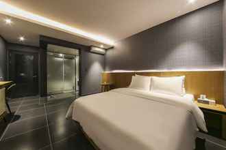 Bedroom 4 Bupyeong Zenith Hotel
