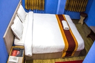 Kamar Tidur Hotel Shivam Plaza