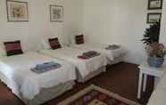 Kamar Tidur 5 Sugar Hill Manor Guesthouse