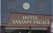 ภายนอกอาคาร 2 Hotel Sanjary Palace