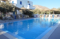 Swimming Pool Studios Apartments Kapetanios