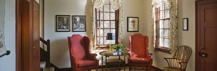 Lobby Colonial Houses - an official Colonial Williamsburg Historical Lodging