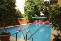 Swimming Pool Bilkay Hotel