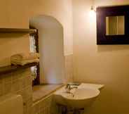 In-room Bathroom 4 Borgo Fontanini