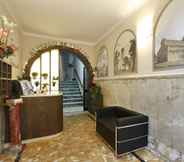 Lobby 5 Art Hotel Pietrasanta