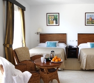 Phòng ngủ 4 Hotel Apartamentos Cala Santanyi