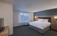 Bedroom 5 TownePlace Suites by Marriott Lakeland