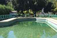 Swimming Pool Bosque Los Lleuques Cabaña & Spa