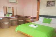Bedroom Khiang Le Resort 1